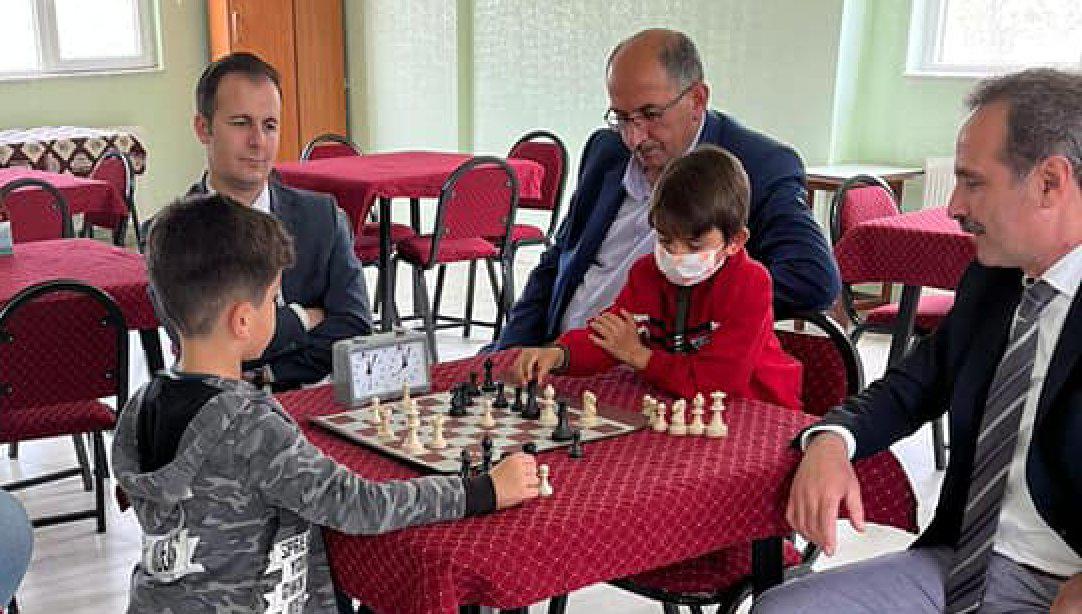 23 Nisan Ulusal Egemenlik ve Çocuk Bayramı İlkokullar Arası Kaymakamlık Satranç Turnuvası